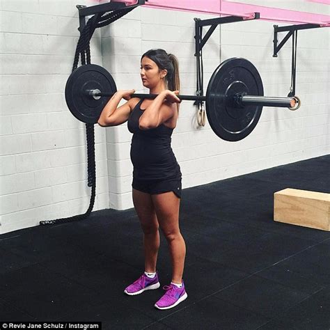 Pregnant Crossfit Trainer Revie Shulz Shares Her Exercise Routine Video