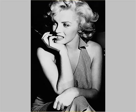 Download Marilyn Monroe Iphone Wallpaper Gallery