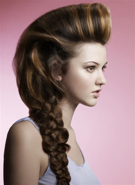 Lh gives you inspiration for the hairstyle you want. Western Hair Style For Girls 2015 Western-Hair-Style-For ...