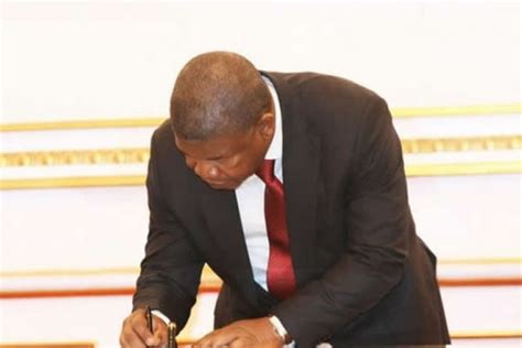 Pr Exonera Governadores De Luanda Cuanza Sul E Cuanza Norte Angola24horas Portal De