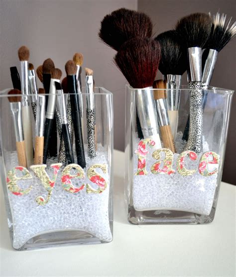 We did not find results for: 20 fun and easy makeup brush storage ideas - The Indian Beauty Blog