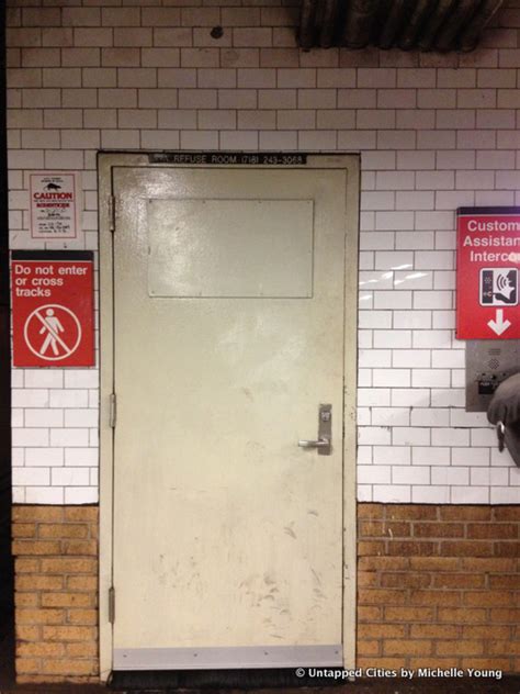 Daily What The Doors Of The Nyc Subway System Untapped New York