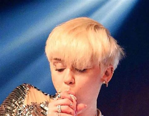 Ian On Twitter Hustlermags Miley Cyrus Gives Blowjob On Stage