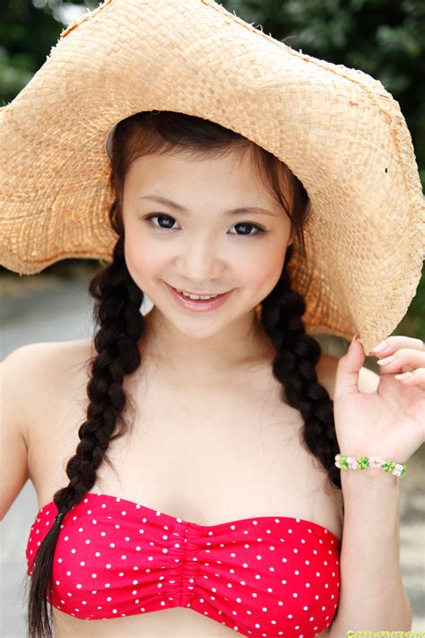 Lenglui Asia Kana Tsuruta Japanese Gravure Idol Sexy Red Swimsuit