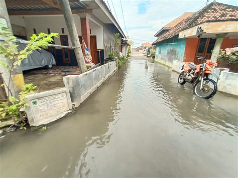 Tiga Sungai Meluap Sebanyak Rumah Terendam Banjir Di Pasuruan