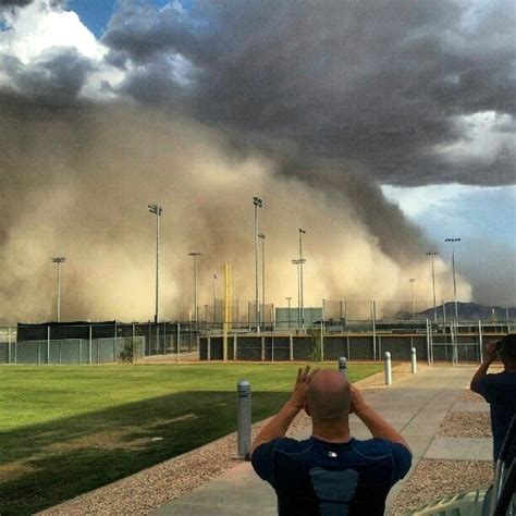 25 Incredible Pictures Of Arizonas Weekend Haboob In 2020 Dust Storm