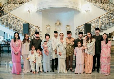 Yam tengku shariffuddin shah & juliana evans. Tengku Sharifuddin Shah Tengku Sulaiman Shah