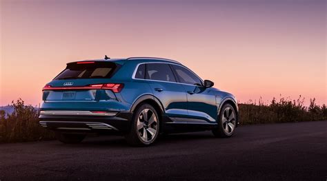 Electric Goes Audi All Electric Audi E Tron Suv Unveiled And Available