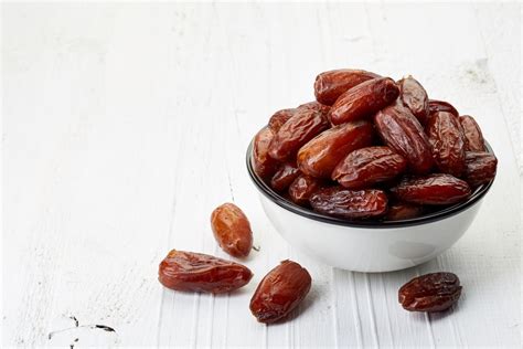 Types of dates | Iranian dates | Iran date vitamins | Date | Pyaram dates