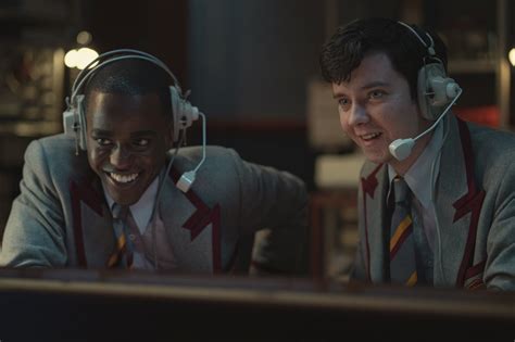 Watch Sex Education Series 3s Brand New Official Trailer Popsugar