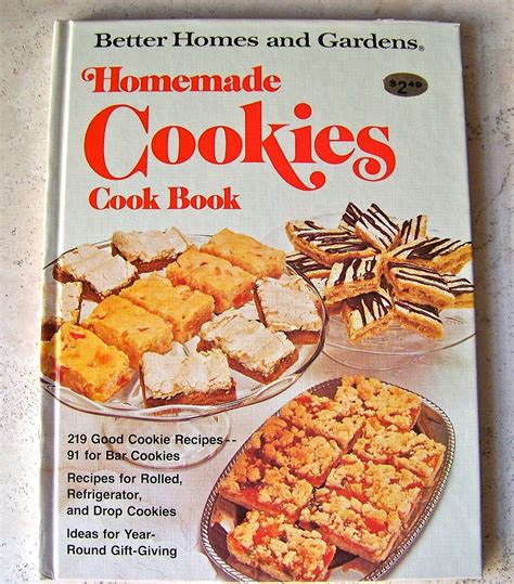 If you don't want to turn on the oven, no problem: Vintage Cookies Cookbook Better Homes and Gardens 1975 ...