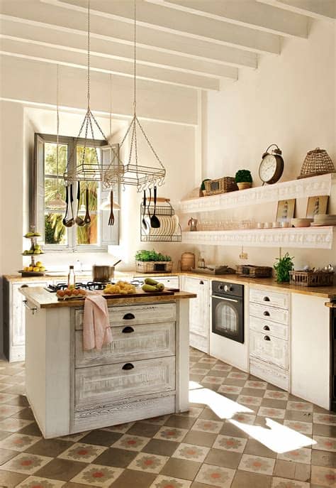 En la actualidad la cocina se ha convertido en un verdadero espacio para conversar, descansar, e, incluso trabajar. Cocinas: las 50 mejores de El Mueble