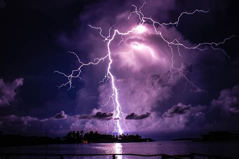 The Beacon Of Maracaibo The Home Of The Lightning Storms Worldatlas