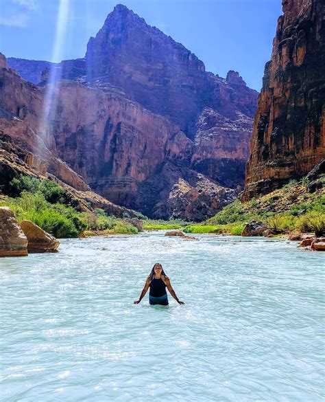 This 58 Mile Hike Leads To The Most Insane Crystal Blue Waters In All Of Arizona