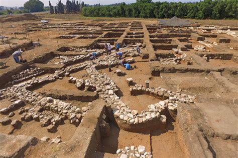 Archaeologists Uncover ‘bronze Age New York City Buried For Millennia In Israel Lonely Planet