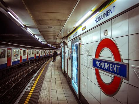 Traveling In London Underground The London Underground Rail Network