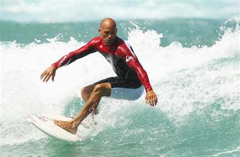 Kelly Slater A Day In The Life Of A Surfing Legend Sports Illustrated