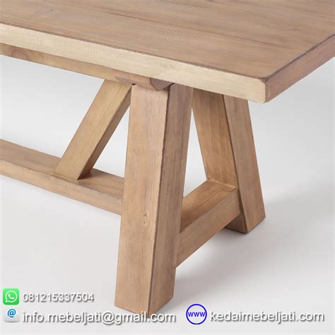 Harga kursi kayu minimalis biasanya harga dipasaran sangat bervariatif tergantung dari jenis bahan dan desain kursi tersebut. Beli Bangku kayu jati jepara model minimalis country style harga murah