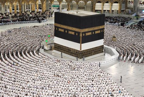 Coronavirus Mecca In Saudi Arabia Welcomes 1 Million Worshippers For
