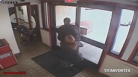 Robber Tries To Steal Purse And Then Gets Beat Up Youtube