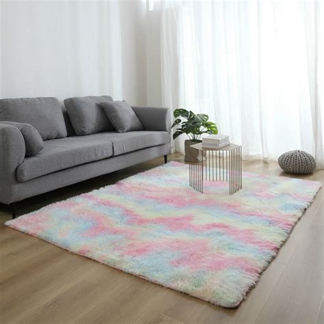 But when we set out to buy a big fluffy rug for living room, the plethora of options made us retreat rather quickly. Rainbow Fluffy Tie-dye Rug For Bedroom | Unilovers