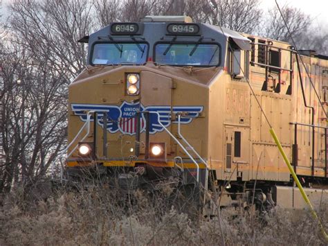 Eddies Rail Fan Page A Northbound Union Pacific Railroad Freight