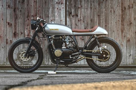 This is the place to learn, to be inspired and to enjoy cafe racers like this honda cb250n cafe racer project. Honda S90 Cafe Racer by Fernando Casado - BikeBound