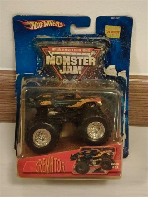 Hot Wheels Official Monster Truck Series Monster Jam Cremator