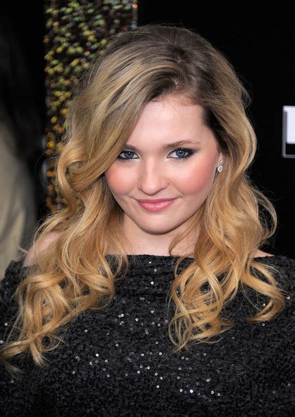 Celebrity Hairstyles Abigail Breslin Hairstyles