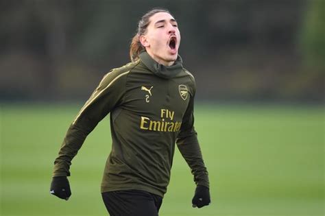 Miguel azeez, 18, aus england fc arsenal u23, seit 2020 zentrales mittelfeld marktwert: Who is Miguel Azeez? The Arsenal sensation lining up ...