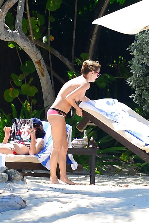 Kate Moss Sunbathes Topless On Vacation In Jamaica Porn Pictures Xxx Photos Sex Images