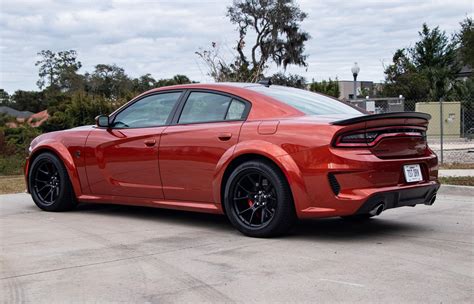 Is The Dodge Charger Hellcat Redeye Worth The Upgrade Carbuzz