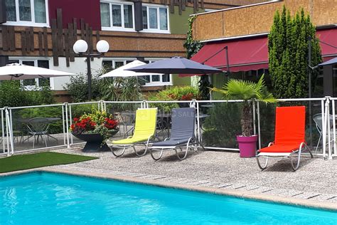 B&b hotel besancon is located at 159, rue de dôle, 3.6 miles from the center of besançon. Hôtel Ibis Styles Besançon - ABC Salles