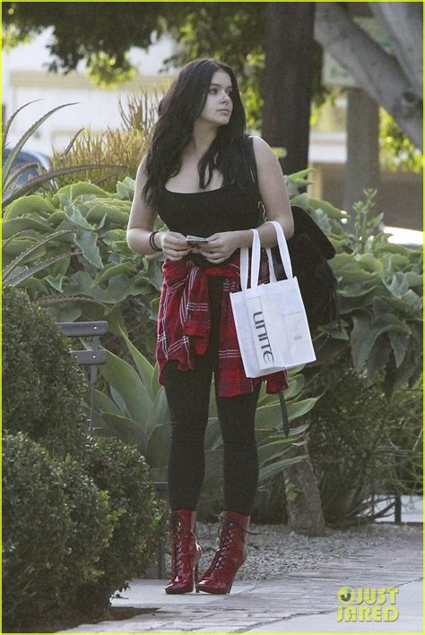 Ariel Winter Wears A Pop Of Red After Hair Appointment Photo 3976429