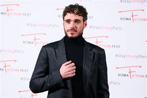 Richard Madden Sexy Pictures Popsugar Celebrity Uk Photo 12