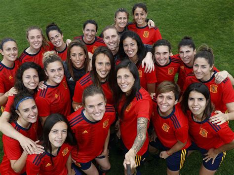 Día Internacional De La Mujer Así Es La Nueva Camiseta De La Selección Española Femenina Para