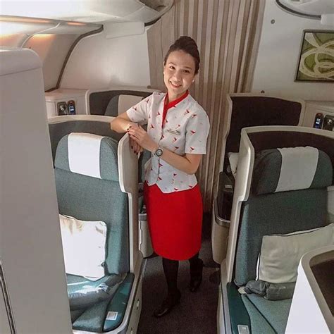 👩🏻‍💼 Afa Since May 2016さんはinstagramを利用しています「follow ️ Asianflightattendent At Cathy Pacific 🇭🇰