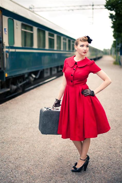 50s hairstyles brought a dramatic change in comparison with previous decades yet keeping the femininity and naturalness. 50's 60s style dress with large collar and glass buttons