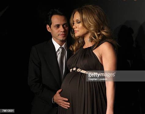 Jennifer Lopez Pregnant Photos And Premium High Res Pictures Getty Images