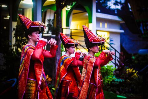 Traditional Dances Batak Karo