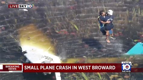 Pilot Hoisted From Plane After Crash In Far Southwest Broward Youtube