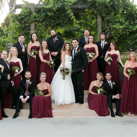 Burgundy And Black Wedding Party Style For This Autumn Winery Wedding Photography Leah Marie P