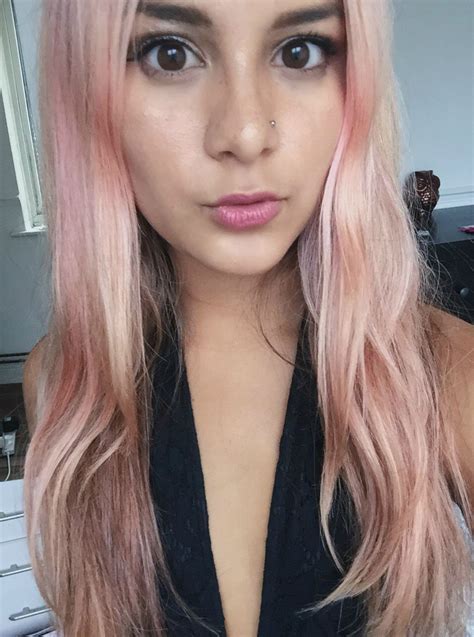 How I Got Pink Hair - Bleach London Rosé Review & Tutorial - Yasmin