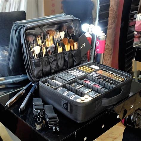 High Quality Professional Makeup Organizer Cosmetic Travel Case Large
