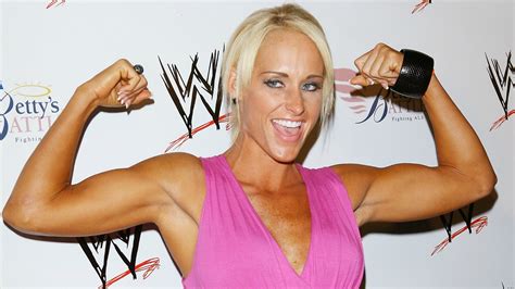 Former Wwe Star Michelle Mccool Undergoes Treatment For Skin Cancer