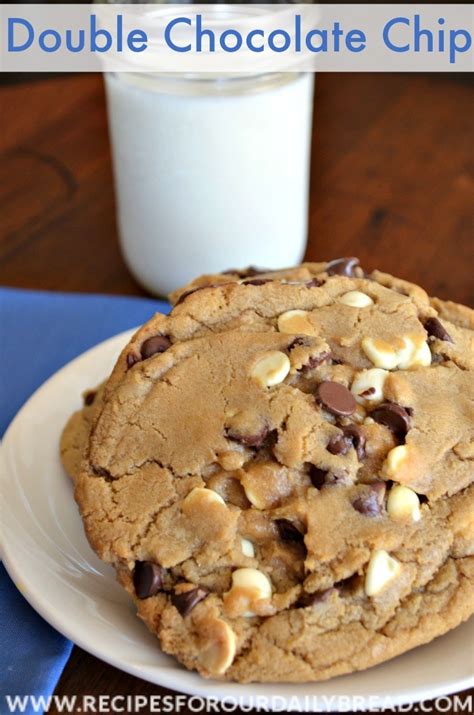 These double chocolate cookies are all gooey and chewy deliciousness! BEST HOME RUN DOUBLE CHOCOLATE CHIP COOKIES