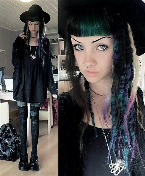 Pin By ⭒𝔼𝕗𝕗𝕪⭒ On Psychara Gothic Outfits Goth Girl Fashion Goth Model