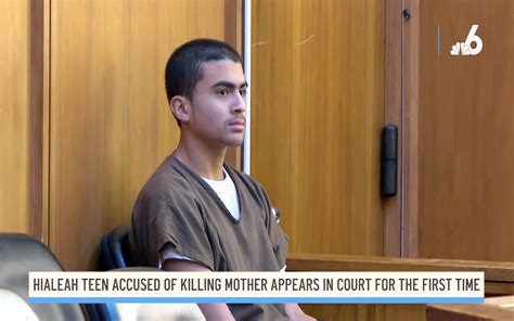 Derek Rosa, 13, accused of killing mom, sits emotionless as dad blows