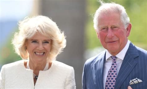 Hier, im september 2019, ist archie noch deutlich kleiner als auf dem neuesten foto. Wie gratulierte die königliche Familie Prinz Harry, der in ...