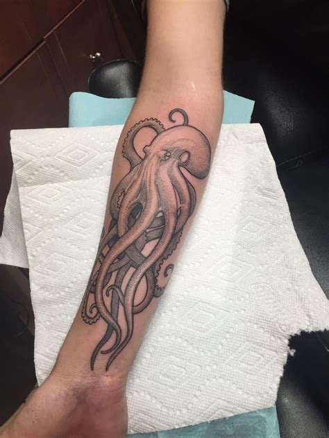 Dot Shaded Octopus My First Piece Done By Matt Perlman Aces High